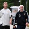 Sind mit der Auslosung zufrieden: Bundestrainer Julian Nagelsmann (l) und DFB-Sportdirektor Rudi Völler.