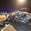 Trümmerfeld auf der A99 bei München: Ein 22 Jahre alter Geisterfahrer hat einen anderen Autofahrer mit in den Tod gerissen.