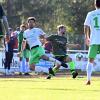 Der FC Stätzling (dunkelgrüne Trikots) verlor am Sonntag beim FC Horgau deutlich mit 1:4. FCS-Abteilungsleiter Manfred Endraß fordert von seiner Mannschaft nun eine Reaktion.  	