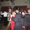 Das Hürbener Ballorchester sorgte für Stimmung beim Nostalgieball in Krumbach. Gut gefüllt war die Tanzfläche im Stadtsaal.