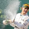 Champagner für den Sieger: Lewis Hamilton gewann den Großen Preis von Australien.