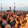 "Ärztival" und "Krach der Republik": Die Großmeister des deutschen Punkrock geben sich dieses Wochenende in Berlin die Ehre. Auf dem Tempelhofer Feld begeistern Ärzte und Hosen.