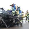 Die Feuerwehr war am Sonntagnachmittag im Einsatz, um zwei Fahrerinnen nach einem Unfall aus ihren Autos zu befreien.