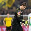 Marwin Hitz wechselte 2018 mit großen Hoffnungen vom FC Augsburg zu Borussia Dortmund. Bislang ist er beim BVB aber nur Ersatzkeeper.