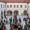 Vor einem Jahr wurde das Friedberger Schloss neu eröffnet. Die Kosten für die jahrelange Sanierung liegen nach jetziger Schätzung bei fast 24 Millionen Euro. 