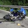 Der verunglückte Motorradfahrer wurde mit einem Rettungshubschrauber in eine Klinik geflogen.