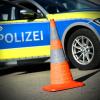 In Günzburg kam eine Unfallflüchtige nach 30 Minuten zum Tatort zurück. 