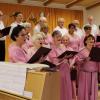 Als Quartett präsentierten sich (vorne von links) Heidi Geirhos, Ursula Haggenmüller, Ursula Franz und Erna Geier mit dem Stück „Der Apfel“ von Antonín Dvoˇrák.