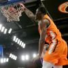 Javonte Green von Ratiopharm Ulm mit einem spektakulären Dunking im Bundesliga-Spiel gegen die BG Göttingen. Am Ende gewann sein Team mit 86:74. 	