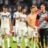 Abgekämpft, aber glücklich: Der hohe Einsatz war einigen Nationalspielern wie hier Matthias Ginter (zweiter von links) oder Jerome Boateng (dritter von links) nach der Partie gegen Frankreich anzumerken.