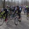 Zum Frühjahrsklassiker treffen sich am Sonntag 600 Radfahrer in Zusmarshausen zum Schwarzbräu-Preis. Am 800 Meter langen, 14-prozentigen Anstieg auf den Dinkelscherbener Kaiserberg wird sich die Spreu vom Weizen trennen. 	