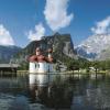 Lockt viele Ausflügler an: Das Königssee-Panorama mit Wallfahrtskapelle St. Bartholomä.