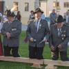 Mussten in Wolferstadt eine ganze Weile auf dem Balken knien: (von links) Sportwart Stefan Fink, Schatzmeisterin Petra Demski, Zweiter Schützenmeister Alois Luderschmid, Schützenmeister Christian Haindl, Schirmherr Karl Hofmann und Schriftführerin Anna-Lena Lippert.  	