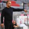 Mit einem Sieg bei Werder Bremen will Trainer Hansi Flick mit dem FC Bayern sein erstes Meisterstück perfekt machen.