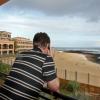 Entspannt telefonieren - auch auf Fuerteventura: Handygespräche im EU-Ausland werden im Juli wieder günstiger. Foto: Hilke Segbers dpa
