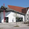 Die Stadthalle in Schrobenhausen wird zum vorübergehenden Domizil für Asylbewerber, bis das Containerdorf an der Bürgermeister-Götz-Straße fertig ist. 