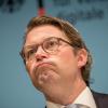 Gegenwind für den Verkehrsminister: Andreas Scheuer stößt vor dem "Diesel-Gipfel" auf massive Kritik der Kommunen.