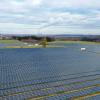 Der Deininger Gemeinderat ließ sich von der Firma EnBW über die Vorteile einer Freiflächen-Fotovoltaikanlage aufklären.  	