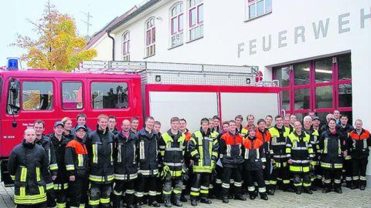 24 Feuerwehrler Erfolgreich