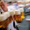 Um die Tradition zu wahren, darf auf dem Oktoberfest nur Münchener Bier ausgeschenkt werden. 