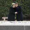 Angela Merkel und Emmanuel Macron: So viel Nähe ist selten zwischen zwei Politikern.