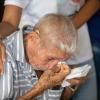 Der Vater von Luis Díaz mit Tränen in den Augen, nachdem er die Nachricht erhalten hat, dass er von seinen Entführern freigelassen wird.