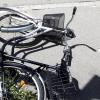 Ein 62-jähriger Fahrradfahrer wurde am Dienstag in Thannhausen leicht verletzt.