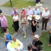 Mit einem Sommerfest im Hof der Mindelheimer Museen wurde der 100. Geburtstag von Hilda Sandtner in Mindelheim gefeiert. 	