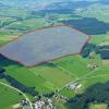 In einigen Monaten soll im Allgäu einer der deutschlandweit größten Ferienparks entstehen. Zuerst muss das Gelände aber noch von „Altlasten“ befreit werden.