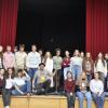 25 Schülerinnen und Schüler des Gymnasiums in Donauwörth stellen sich im Workshop den Herausforderungen eines Poetry-Slams. 