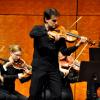 Gerngesehener Gast beim Konzertverein: Roland Glassl (Viola) im Zusammenspiel mit der Camerata Hamburg. 	