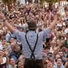 Wer beim Oktoberfest sicher dabei sein will, kann im Vorfeld einen Tisch reservieren – noch sind Plätze frei.