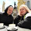 Alona und Fabian Schulze aus Berlin machen Urlaub in Augsburg.