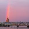Ein Regenbogen erscheint über der Akademie der Wissenschaften in Lettlands Hauptstadt Riga.