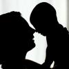 Leihmütter erfüllen kinderlosen Paaren den Kinderwunsch.