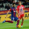 Barcelonas Ilkay Gündogan (l) stand beim 1:0 gegen Atlético die komplette Spielzeit auf dem Platz.