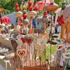 Zahlreiche Besucher und Besucherinnen kamen am Samstag zum Kunsthandwerkermarkt nach Binswangen.