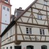 Bereits zweimal war die Parfümerie im historischen Weiss-Haus bei der St. Michaelskirche Ziel von Einbrechern. Jetzt schnappte die Polizei zwei Täter auf frischer Tat. 
