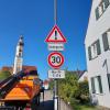 In der Straße am Kindergarten Merching gilt nun Tempo 30. 