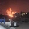Feuer und Rauch nach einem Luftangriff in der Nähe von Sanaa im Jemen.