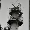 Er „wächst“ noch auf 40 Meter Höhe: Der Krumbacher „Fernsehturm“ auf dem Demeterberg. 