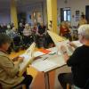 Vor der Übergabe der Veeh-Harfe als Geschenk ans Pflegezentrum Ederer gab Hanna Schwanke zusammen mit ihren Mitspielerinnen als klangliche Kostprobe ein kleines Konzert.  	