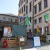 Seit einem Jahr steht das Klimacamp neben dem Augsburger Rathaus.