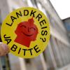 Die Bürgerinitiative „Landkreis? Ja bitte!“ will den Nuxit verhindern und plant deshalb eine Massenpetition an den Landtag. Der Neu-Ulmer Kreistag wird sie dabei wohl unterstützen.