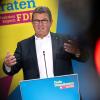 Franz Josef Pschierer nimmt an einer Pressekonferenz der FDP teil.