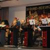 Die Big Band „Rohrblitz Explosion“ der Musikschule Nersingen bescherte den Besuchern ein schwungvolles Konzert zu den Festtagen.  	
