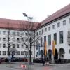 Das Landratsamt in Augsburg, wie wir es heute kennen. Vor 75 Jahren lag die Zentrale des damaligen Kreises Augsburg vorübergehend in Göggingen.