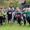 Mit großer Begeisterung stürzen sich die Jüngsten beim Dinkelscherbener Crosslauf ins Rennen. 	