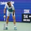 Daniil Medwedew hat bei den US Open mit der Hitze zu kämpfen.