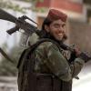 Ein Kämpfer der Taliban patrouilliert im Stadtviertel Wazir Akbar Khan in Kabul. Von der Geschwindigkeit ihrer Machtübernahme waren die Taliban wohl selbst überrascht. 